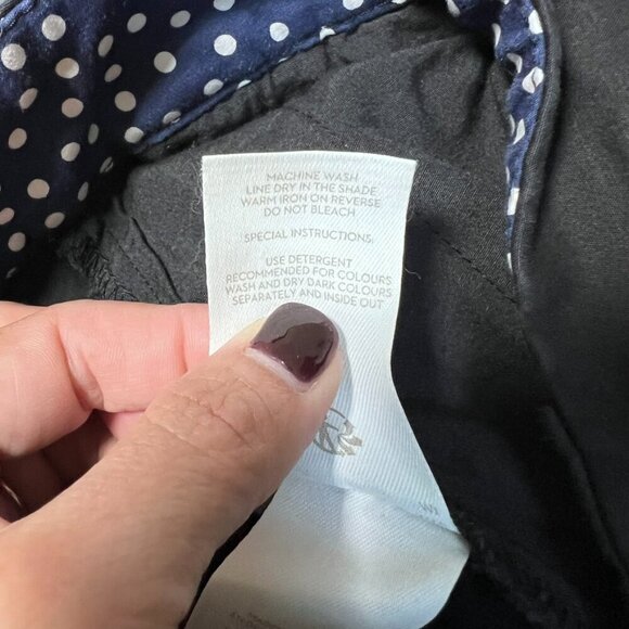 Boden Classic Black Chino 7/8 Pants 6P - Picture 9 of 10